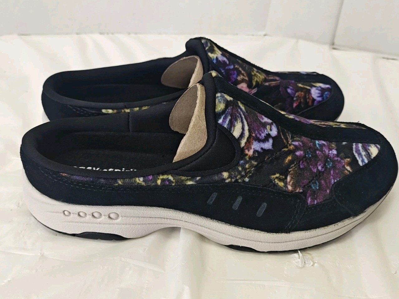 Easy Spirit Traveltime 622 Black Purple Floral Clog Mule Sneakers Womens Size 8M
