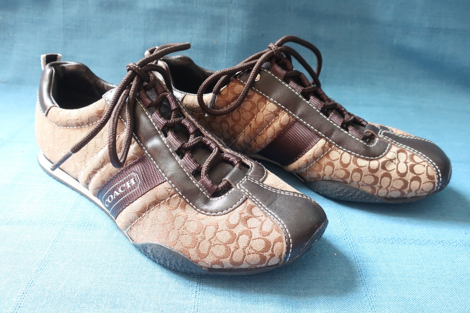 Coach Kelsie Signature C Logo Sneaker Pattern Leather Trim Size 6 Women’s