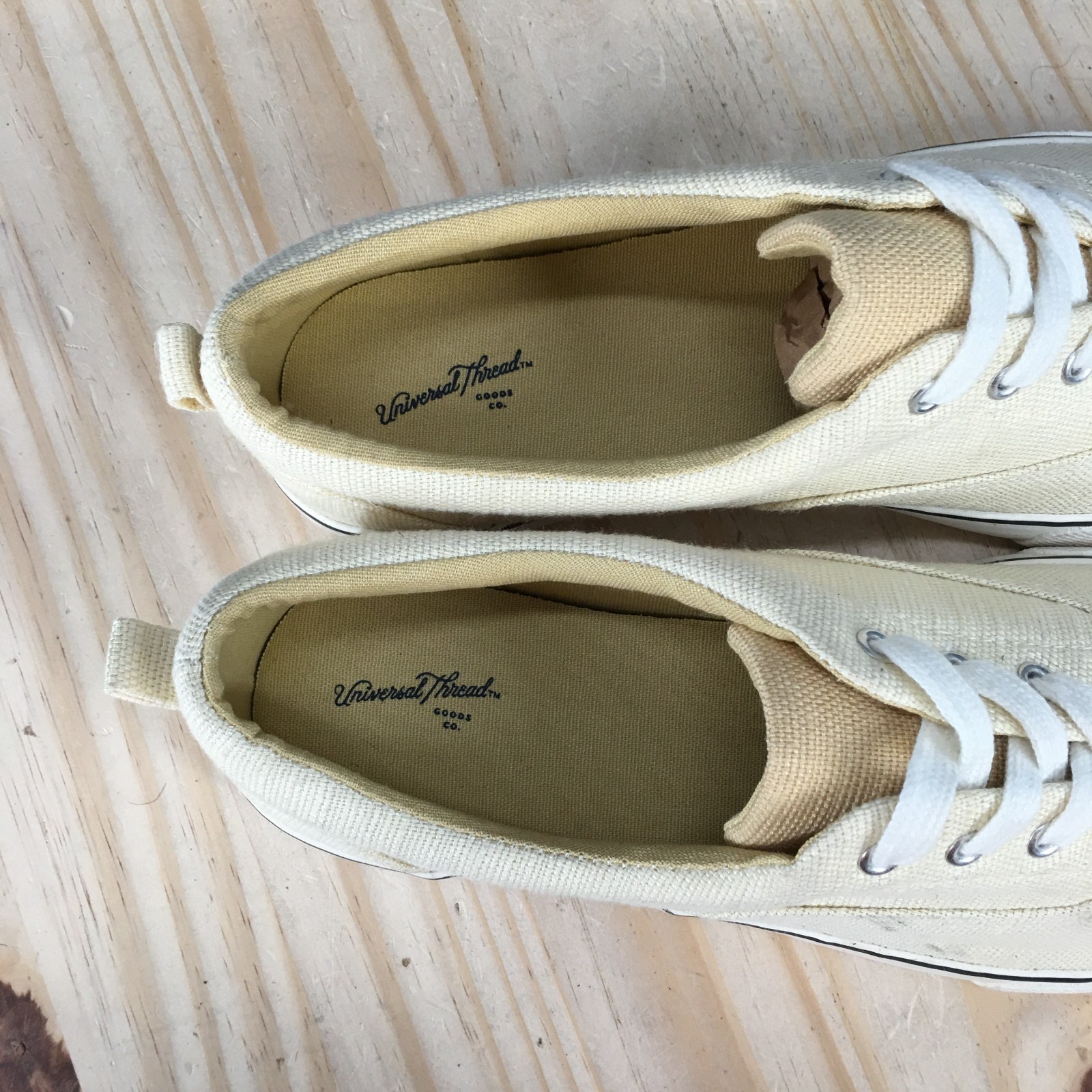 Universal Thread Shoes Womens 9 Molly Casual Sneakers Yellow Canvas Lace Up Low