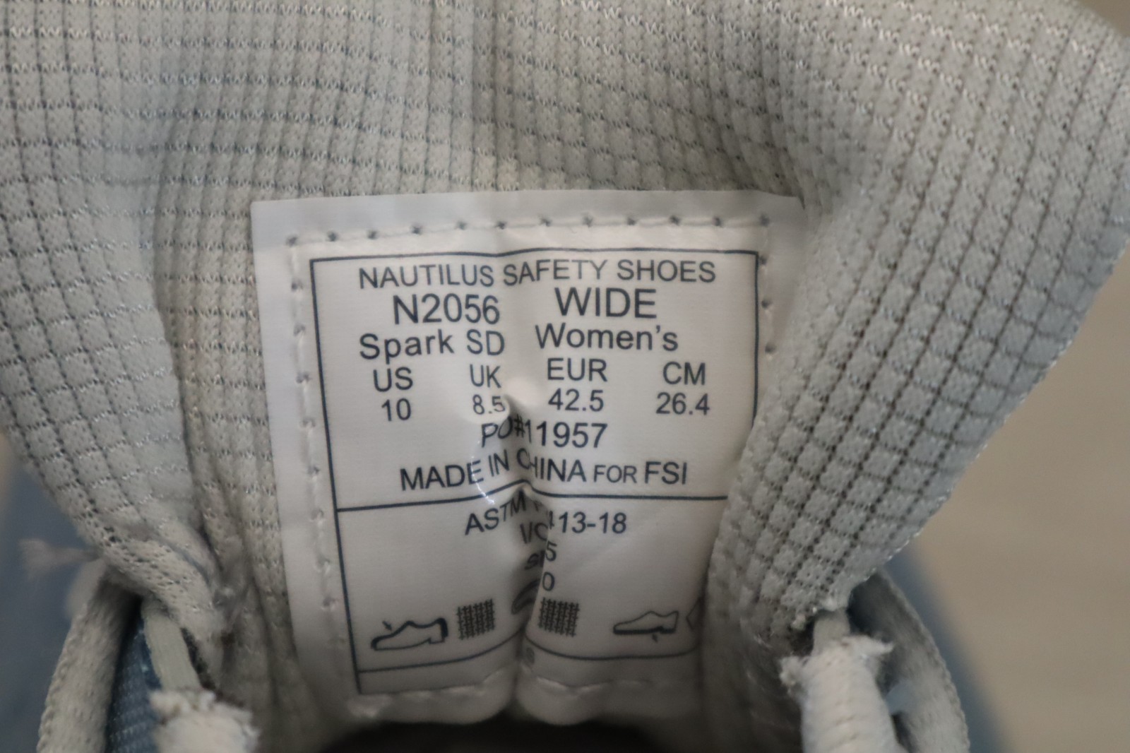 Nautilus N2056 Women’s Sz 10W Blue Spark Static-Dissipative Athletic Work Shoes