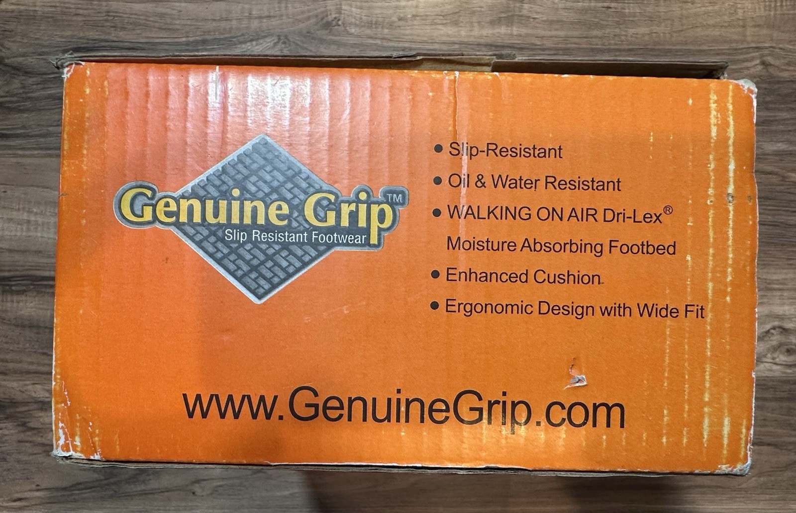 Genuine Grip Slip Resistant Grip Women Shoes Size 9
