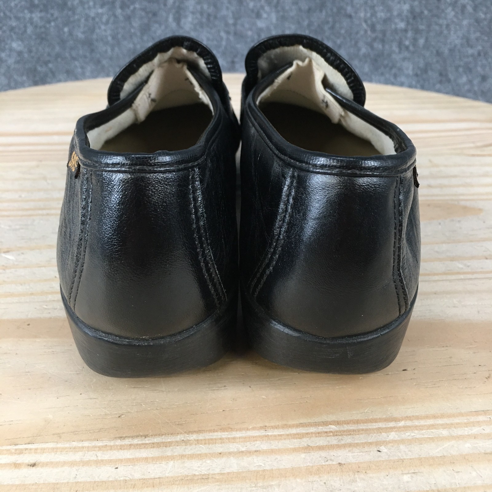 SAS Shoes Womens 9 E Handsewn Casual Slip On Moc Toe Loafers Black Leather