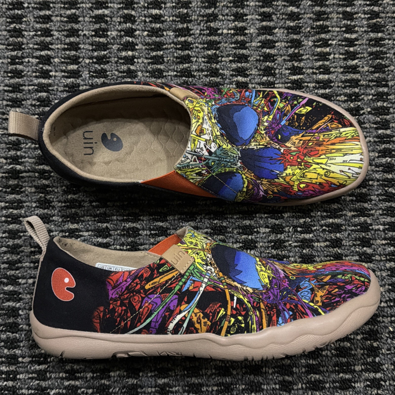 UIN Graphic Print Slip On Shoes Womens Size 8.5
