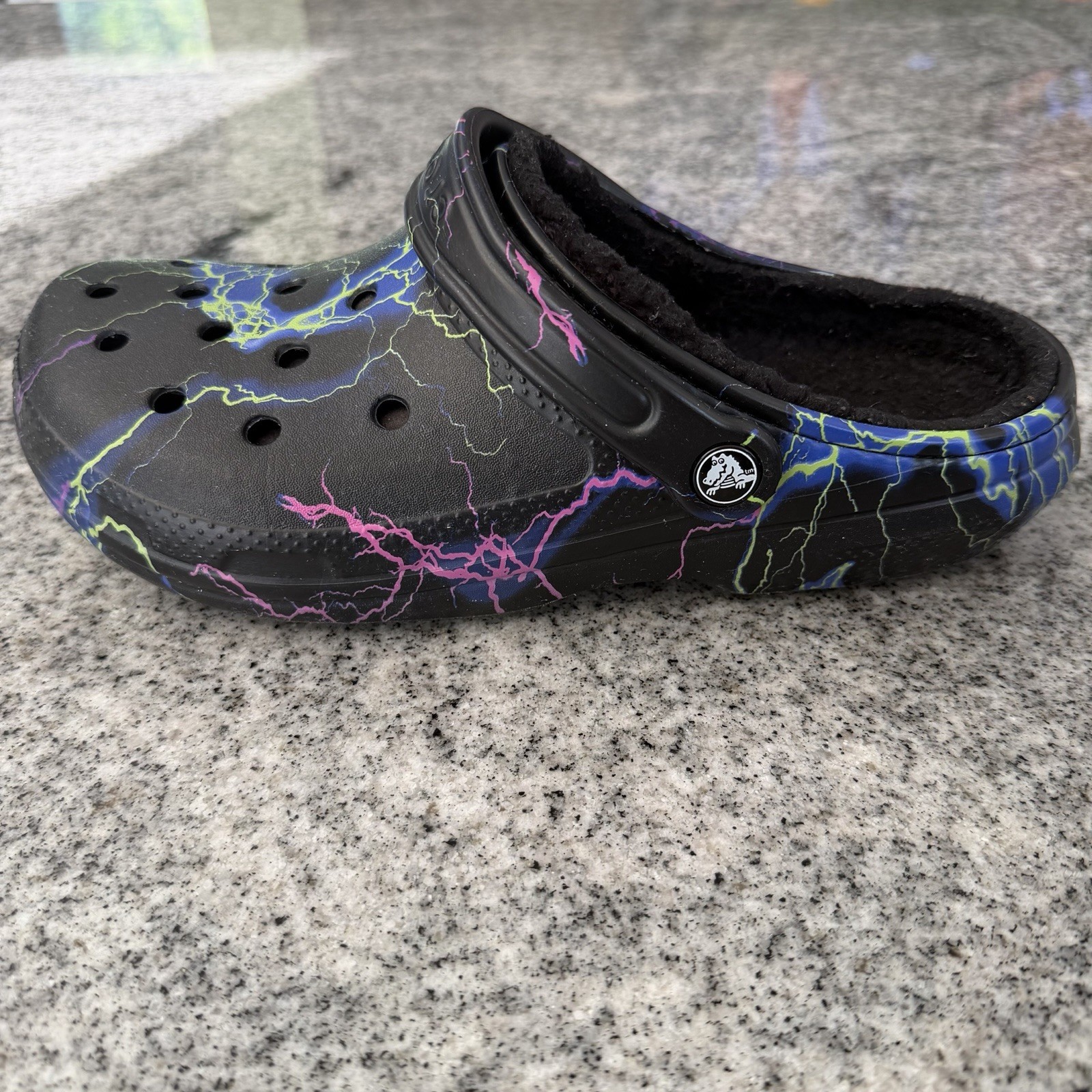 CROCS Classic Lined Clogs Black w Multicolor Lightning Bolts- Men’s 8/Women’s 10