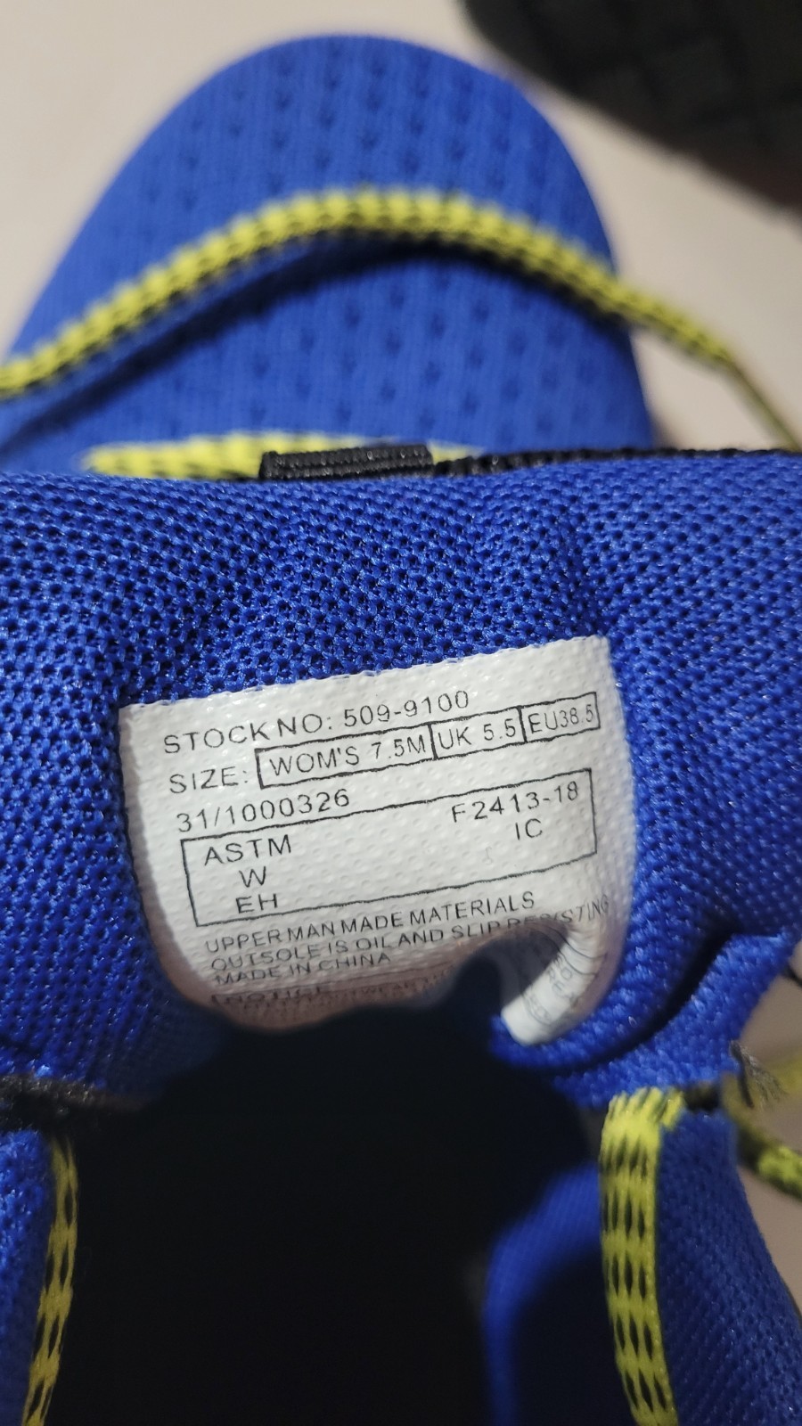 Thorogood Low-Amazon Blue Womens Work Shoes Style 509-9100 Size 7.5M Brand New
