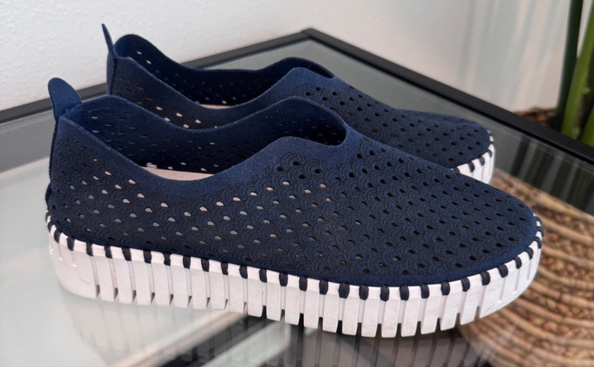 Ilse Jacobsen Women’s Tulip Laser Cut Platform Dark Indigo Slip-on Shoes 40