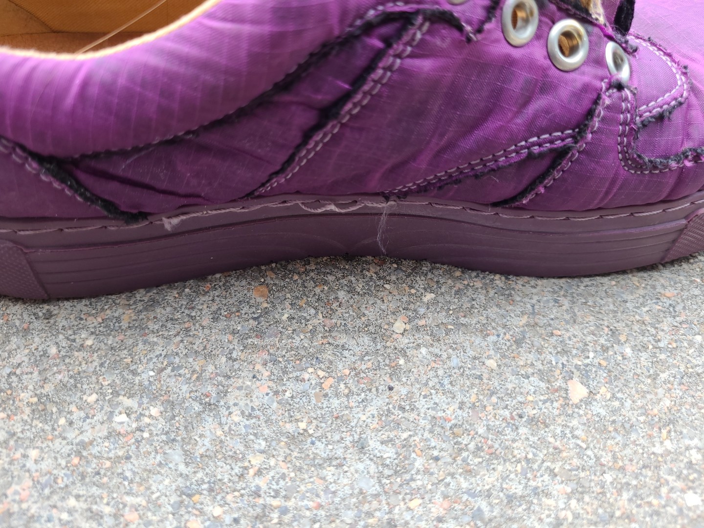 John Fluevog Lopro Leeside Lace-Up Sneaker Purple M5/W7 Read Description