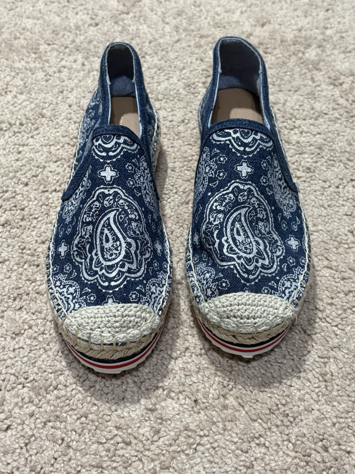Tommy Hilfiger Womens Fashion Shoes Sz 6.5 Multicolor Paisley Print Sparkle