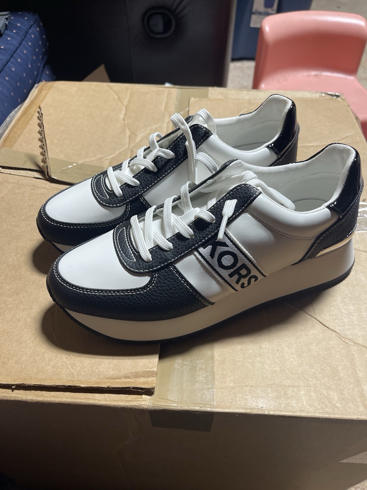 Michel Kros Womens Shoes Size 9 Brand New No Box Never Worn