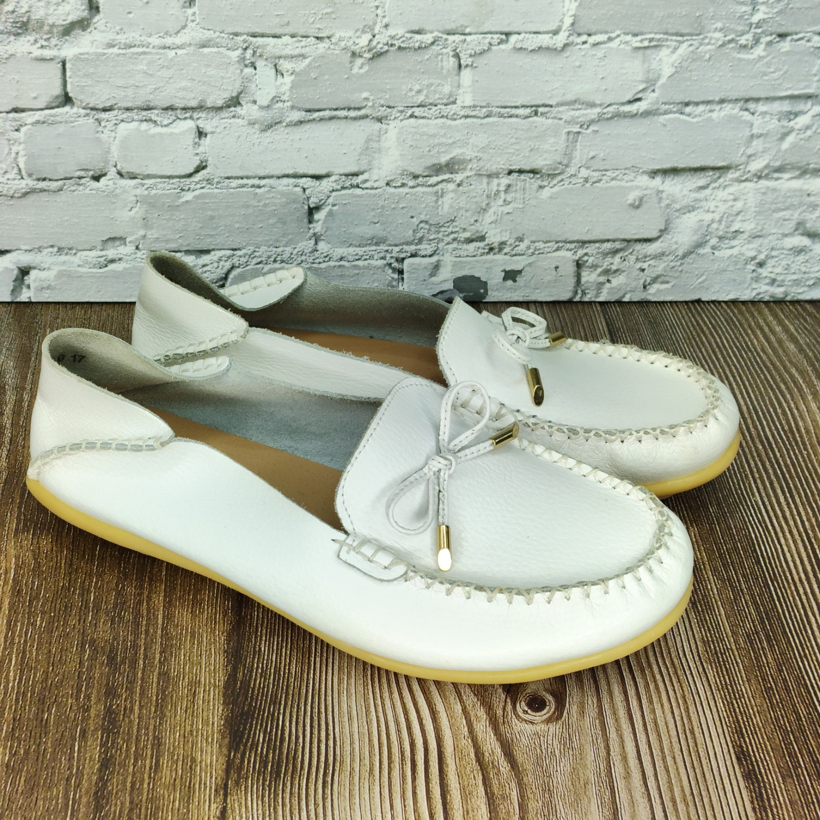 Venus Celia Clean White Leather Comfort Women’s Packable Loafer EU 40 | US 8.5