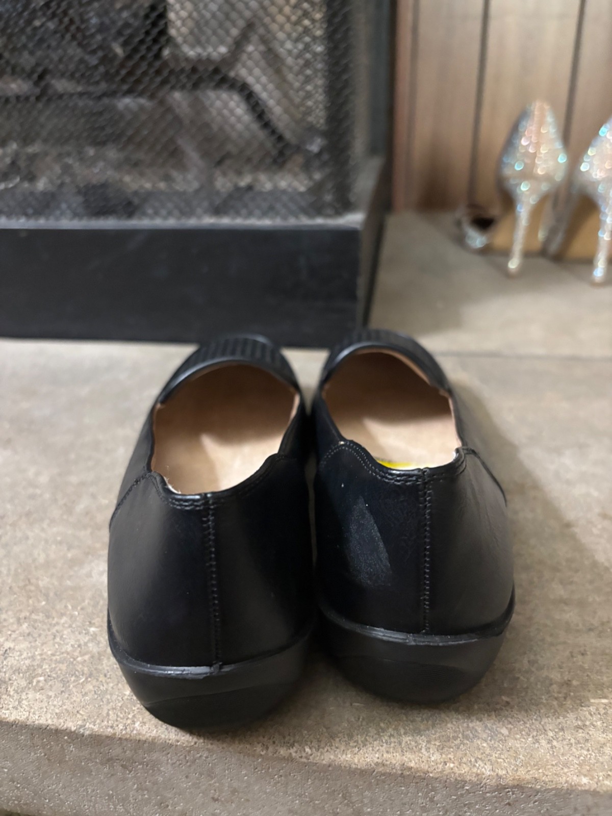 lifestride india women’s NWT black leather slip om shoe