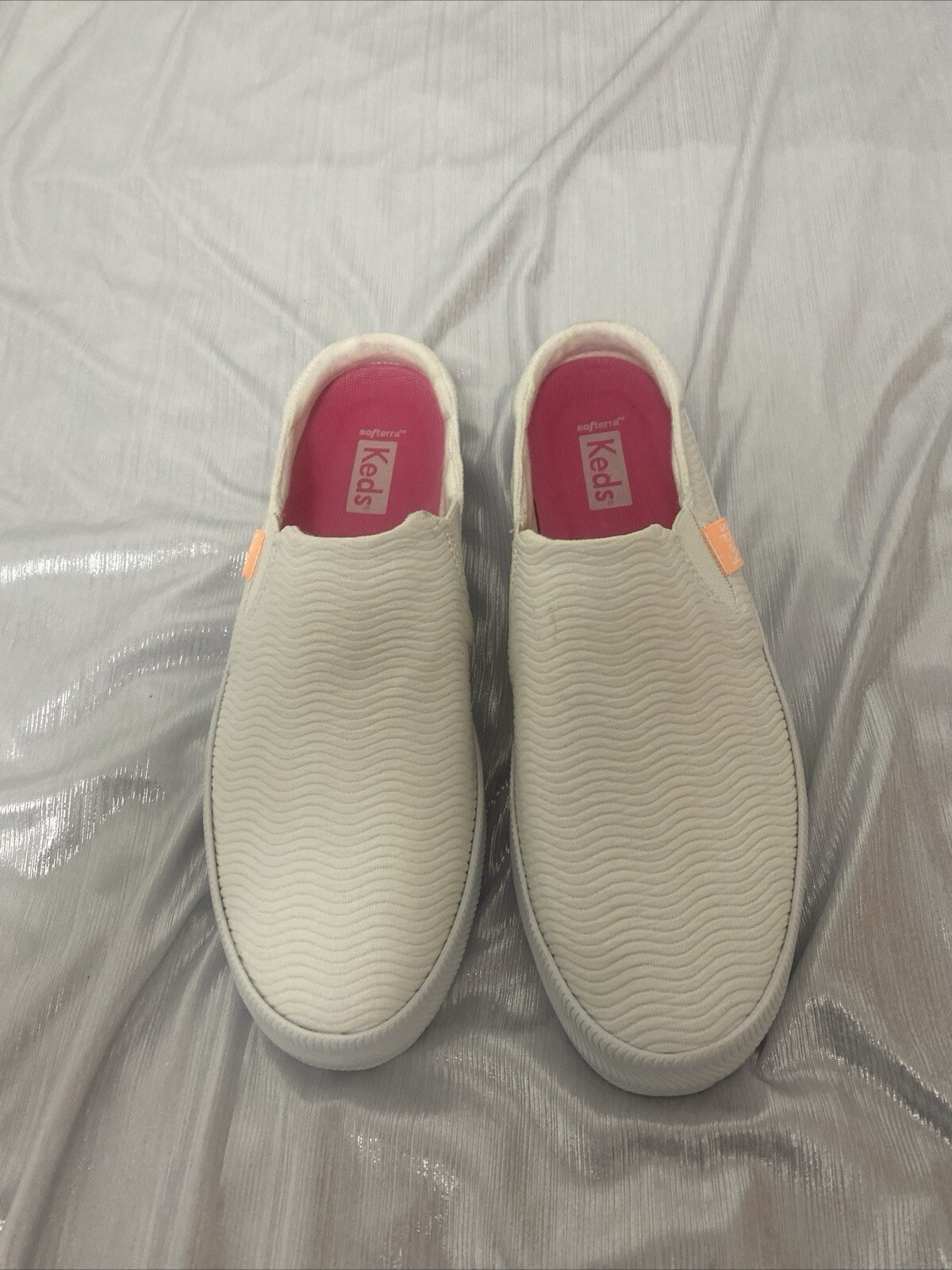 Keds Softerra Size 7.5 White Swirly Pattern Mule Tennis Shoe See Note
