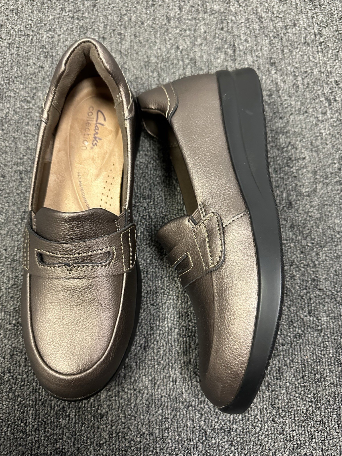 Women’s Clark’s Collection Shoes 9M New Gold Tone