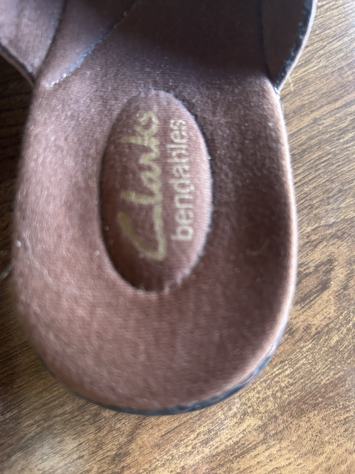 Clarks Bendables Brown Leather Slip On Mule Clog Shoes Women 9M Button Detail