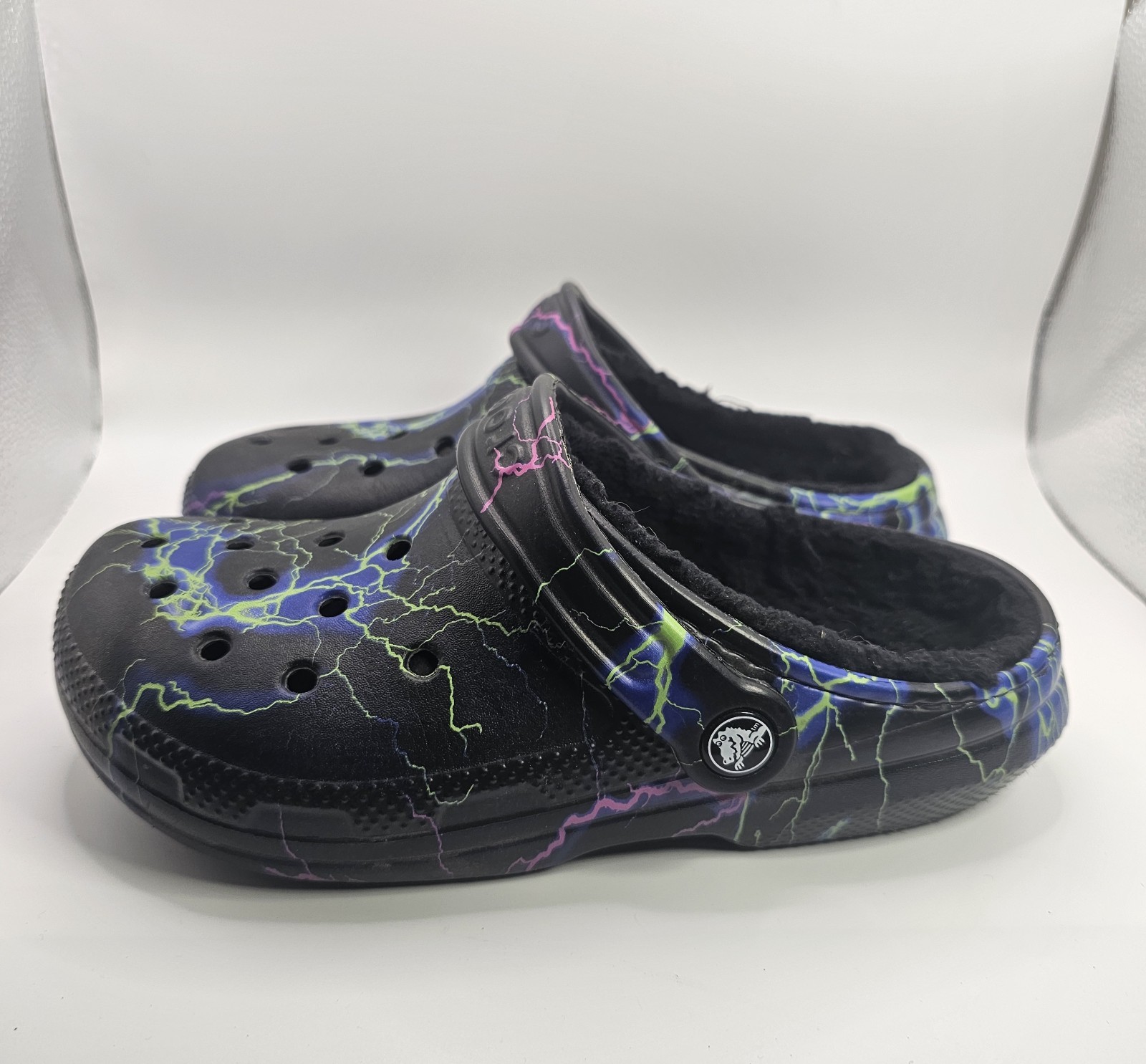 Crocs Unisex Lined Black Clogs With Multicolor Lightning Bolts M4/W6