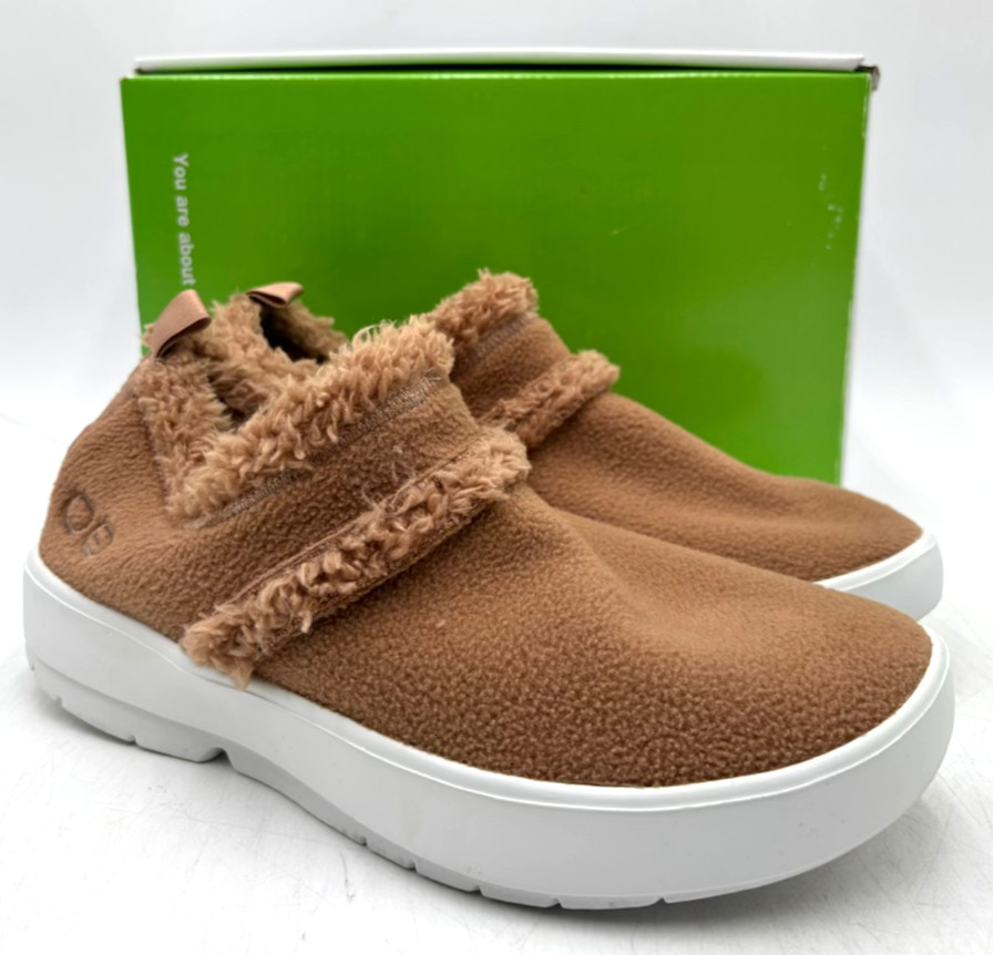 Oofos OOCOOZIE LOW Women’s NEW Low Shoe White/Chestnut Multiple Sizes