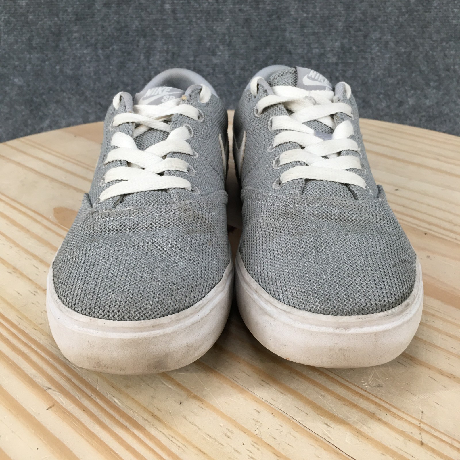 Nike SB Check Solarsoft Shoes Womens 8 Skate Sneaker Casual Lace Up Low Top Gray