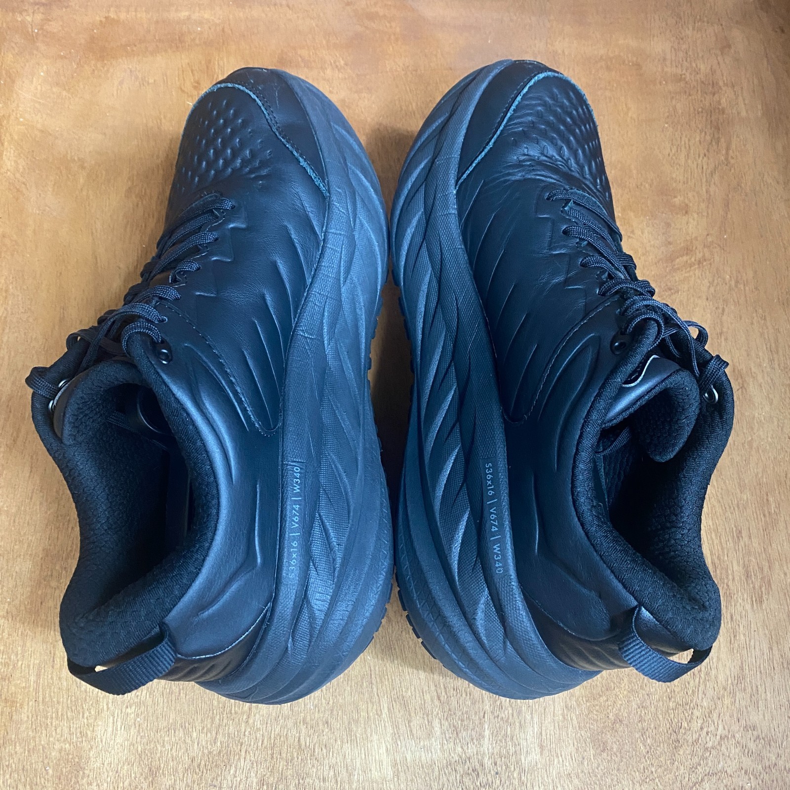 Hoka One One Bondi SR Shoes Womens Size 11 Black Oil Slip Resistant 1110521 BBLC