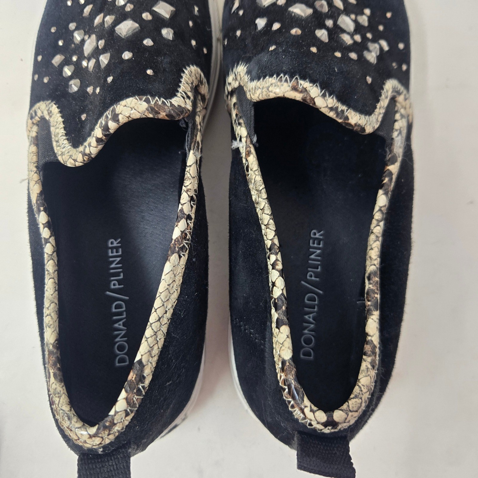 Donald Pliner Sanya-KS Black Suede Studded Snakeskin Trim Slip On Sneakers 7M