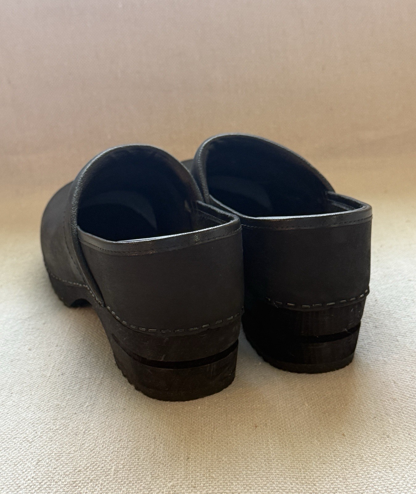 NEW Sanita Oiled Black Leather Original Professional Clogs Women’s 39 US 8-8.5