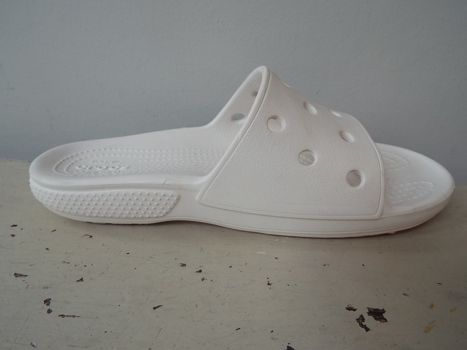 Crocs Classic Baya II Slides White Size Mens 5 / Womens 7