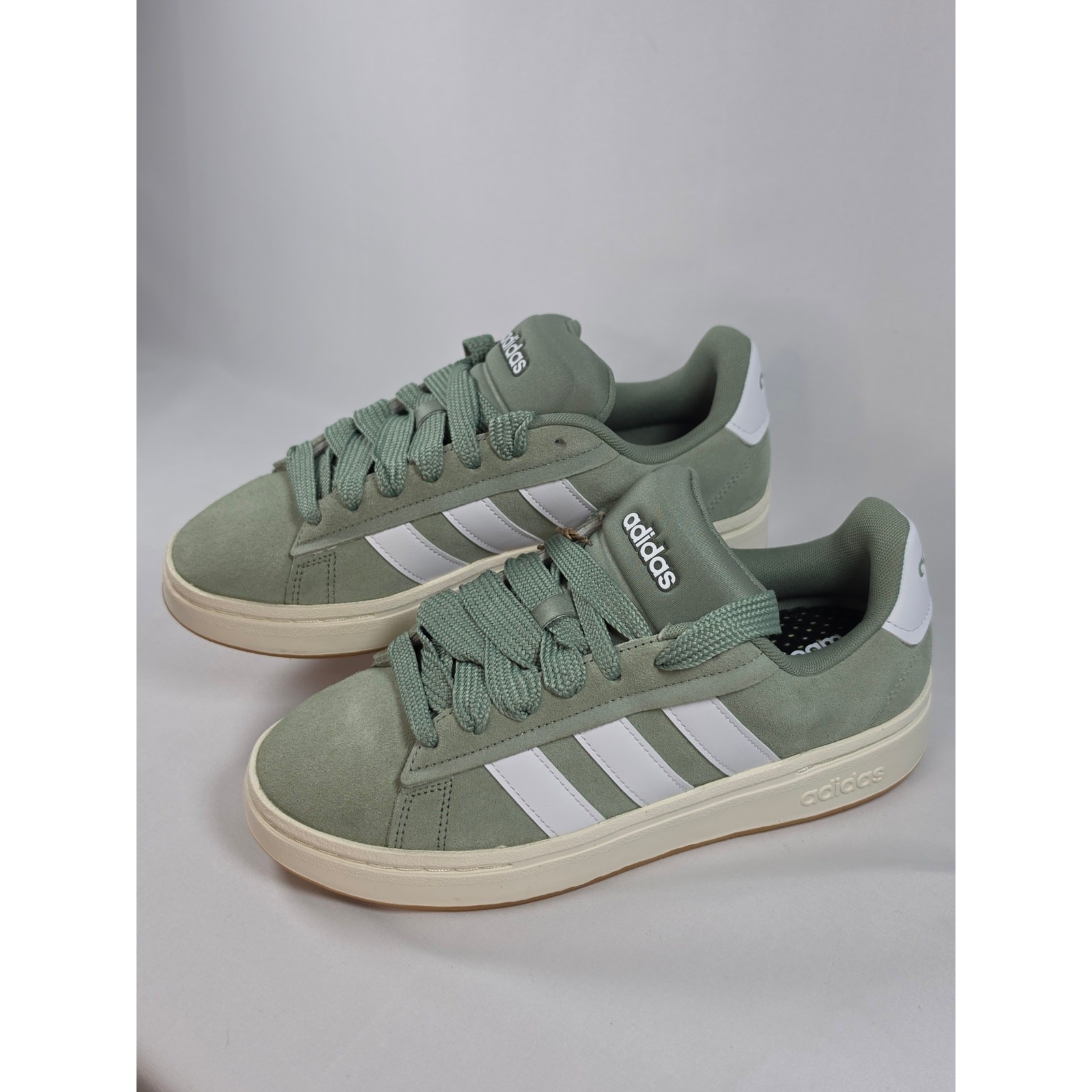 Adidas Grand Court Alpha 00s – Green/White – Women’s 7.5 – Brand New in Box
