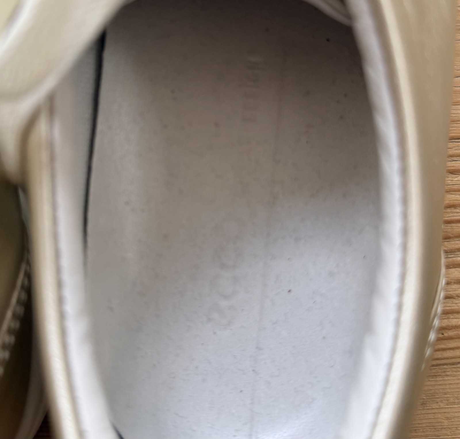 Ecco Soft 7 metallic gold