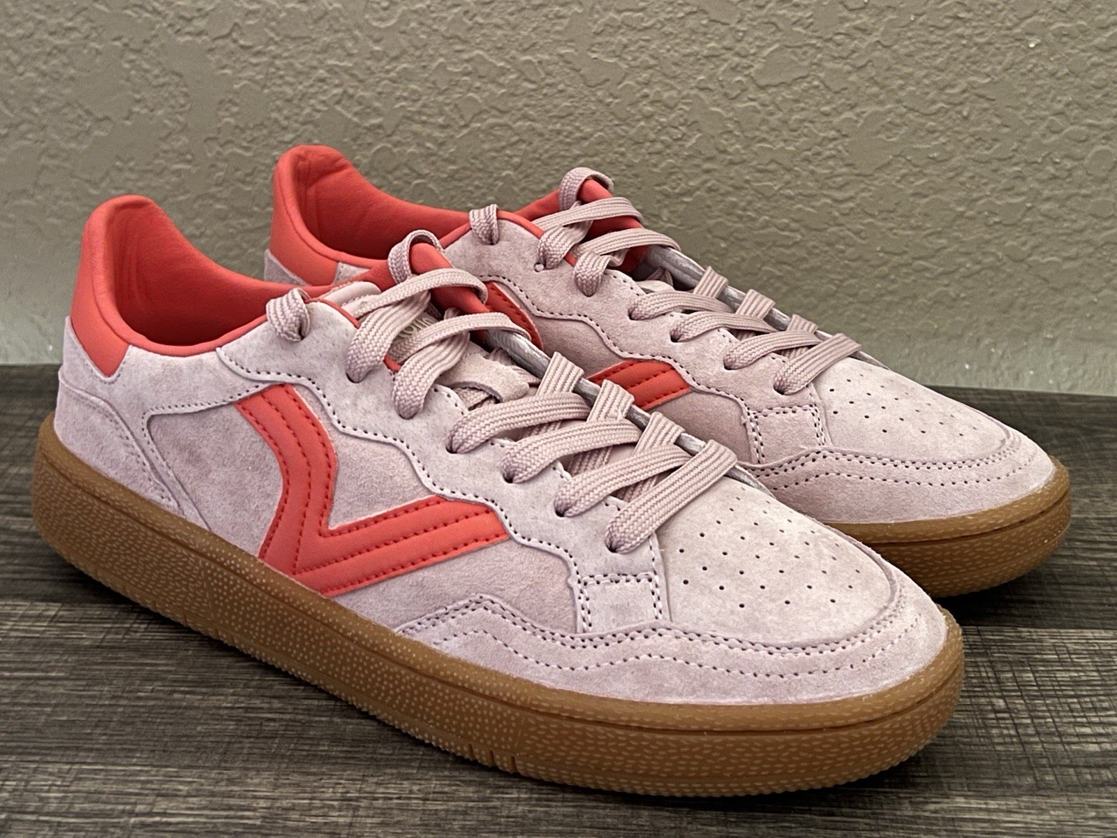 Victoria Brand Women’s Pink Shoes Size- (9-9.5)