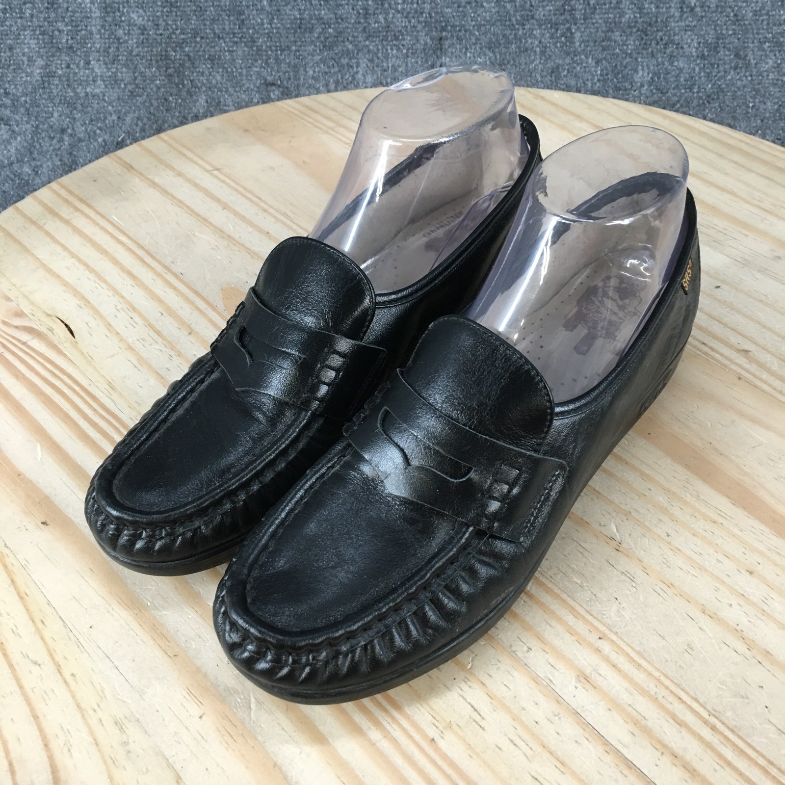 SAS Shoes Womens 9 E Handsewn Casual Slip On Moc Toe Loafers Black Leather