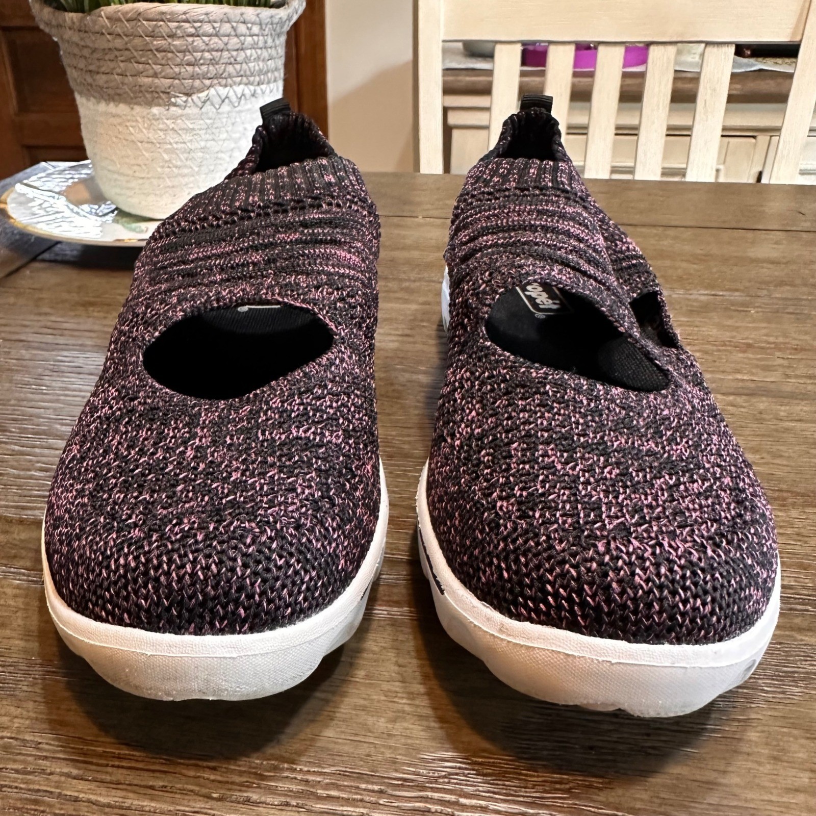 Propet Mary Jane TravelActiv AVID Black Berry Women’s 7 Narrow Comfort Sneakers