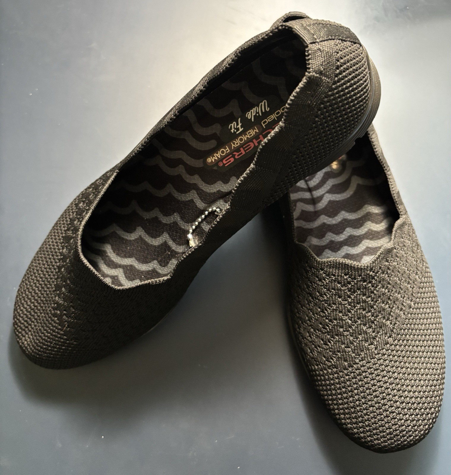 Skechers Memory Foam Black Slip-on Shoes, Women’s 11 Wide Fit