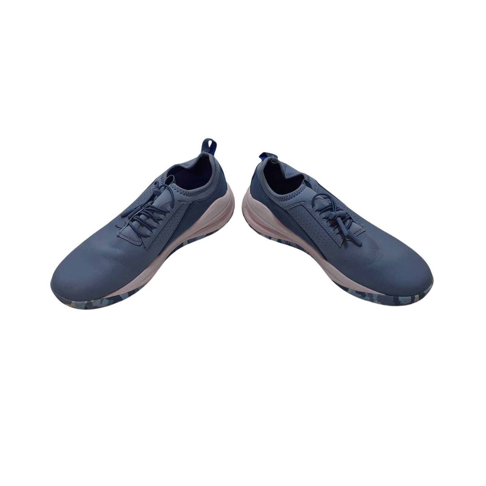 womens size 9.5 cloves classic nursing shoes.