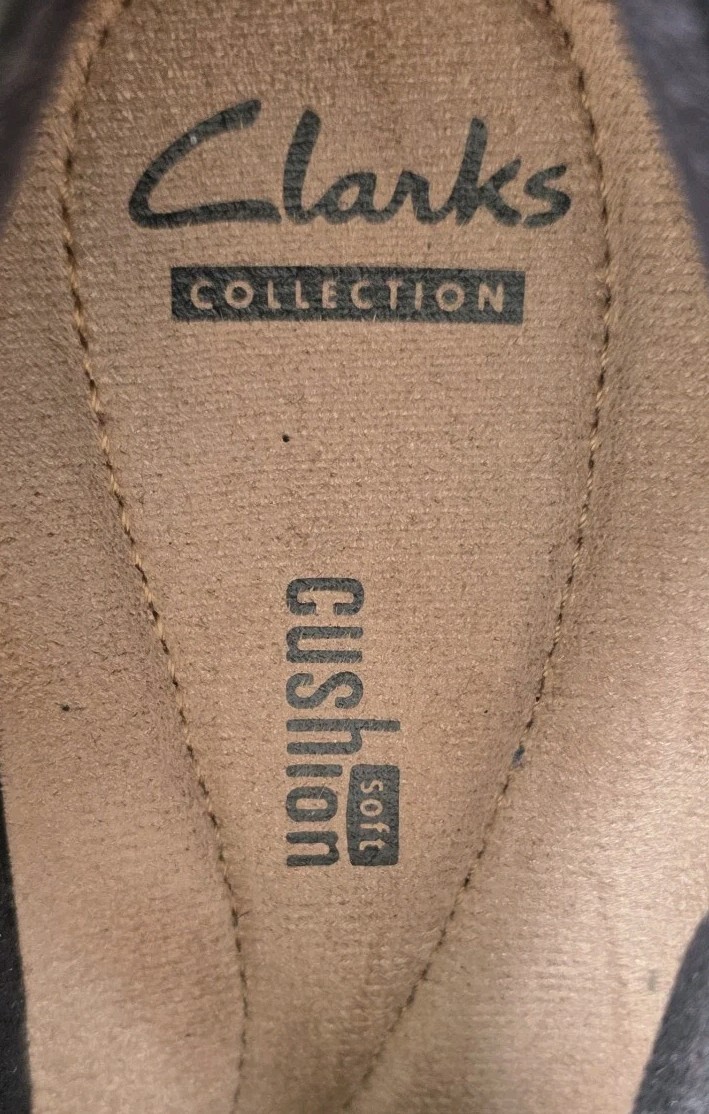Clarks Collection Black Leather Wedge Loafers Button Accent Slip On Shoes Size 9