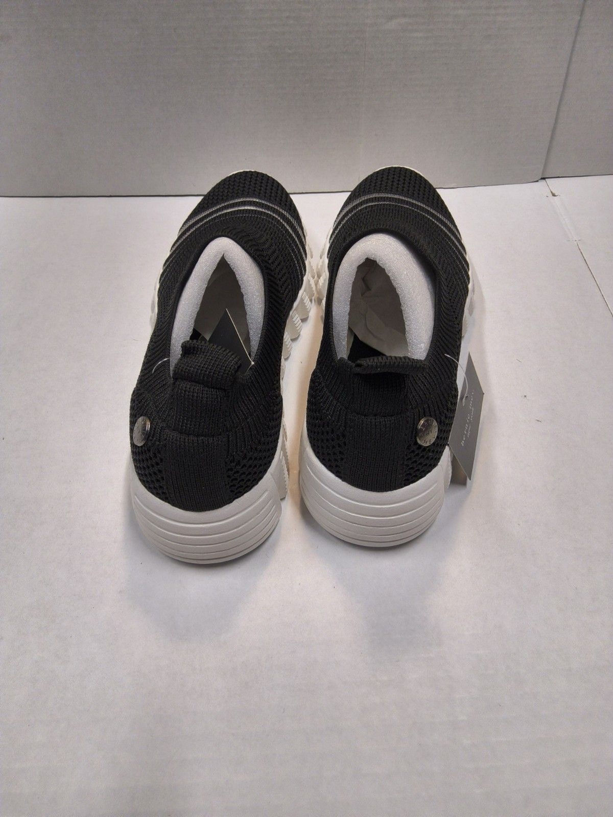 Bernie Mev Womens Wylie Sneakers Slip On Knit Mesh Stripes Black Size 36