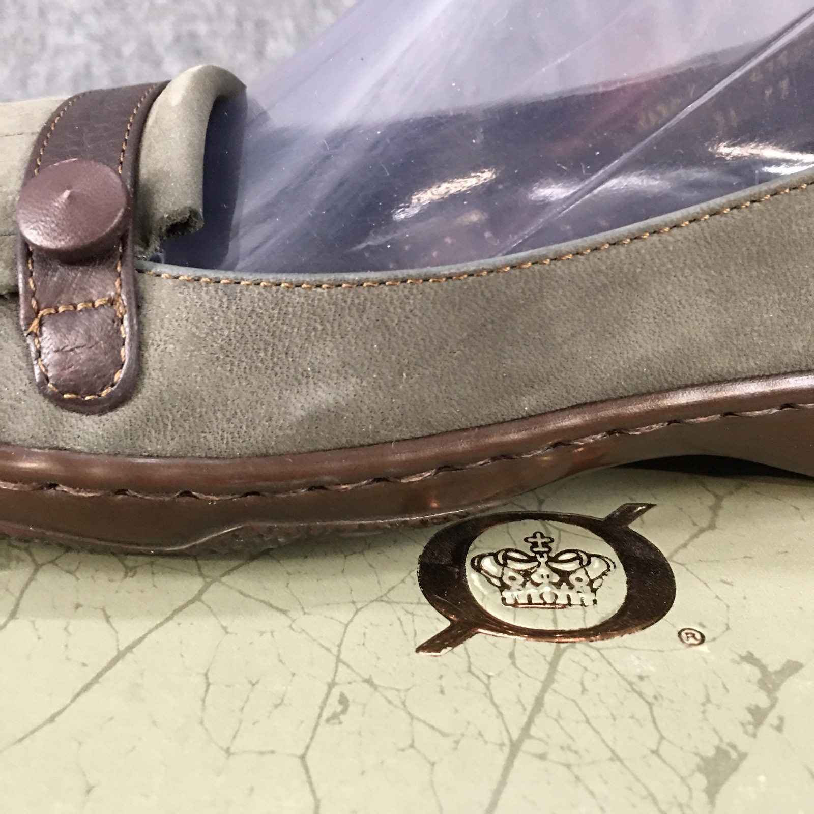 Børn Kiltie Fringe Loafer Shoes Womens 8 M Button Low Casual Leather Brown NEW