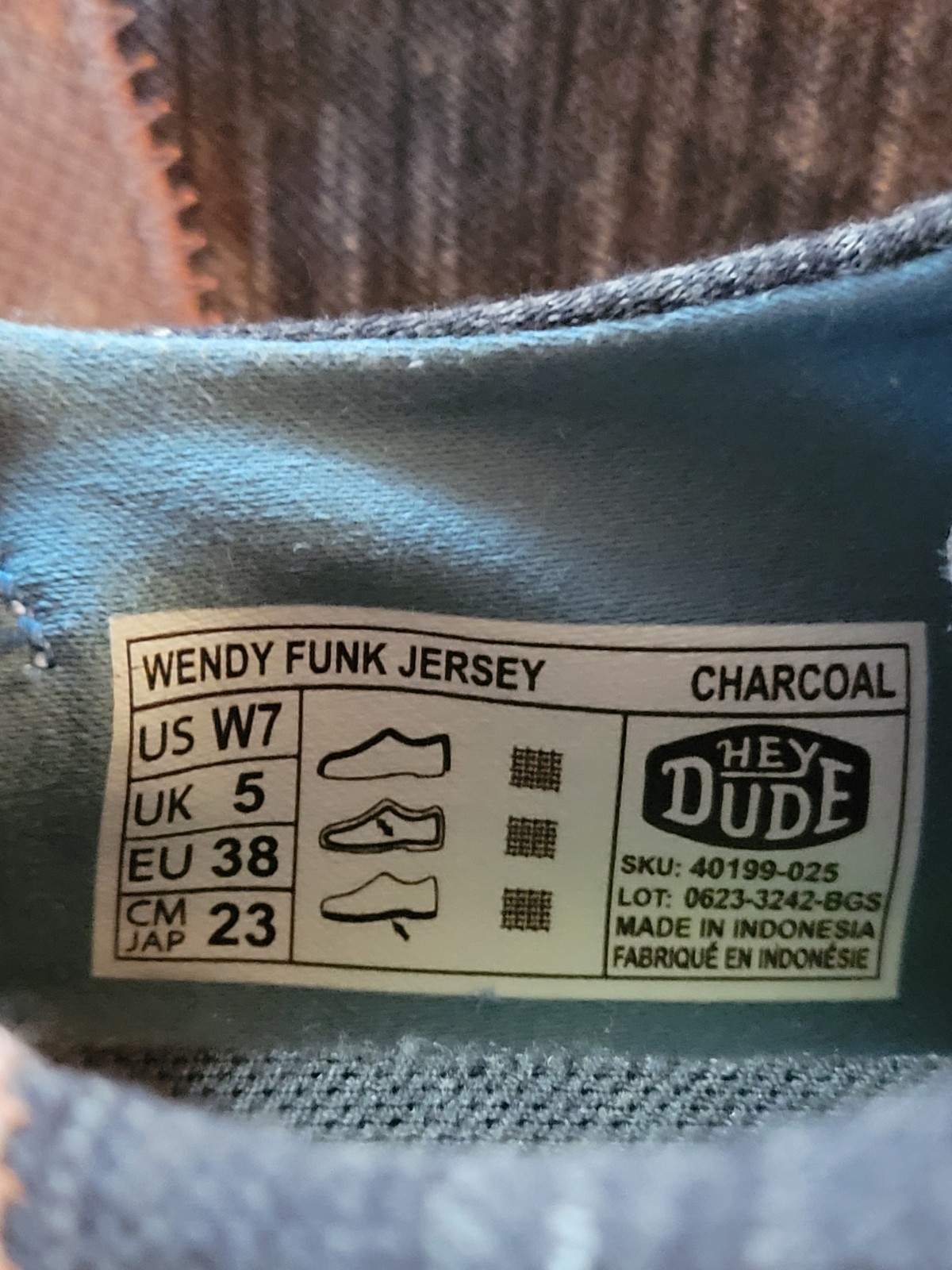 Wendy Funk Jersey, HEY DUDE Flats In Charcoal Gray Sz 7. VERY CLEAN Condition