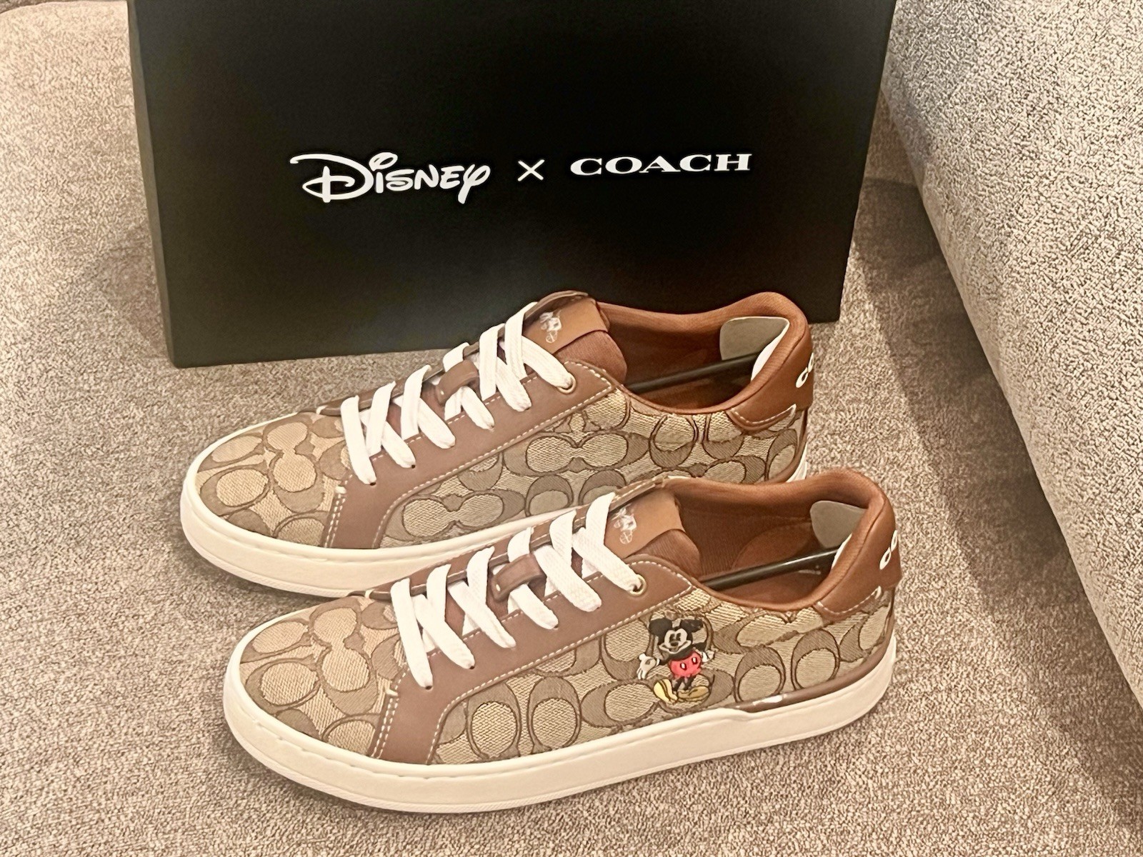 Disney x Coach Low Top Sneaker Mickey Mouse Signature Jacquard Women’s 7.5 CN431