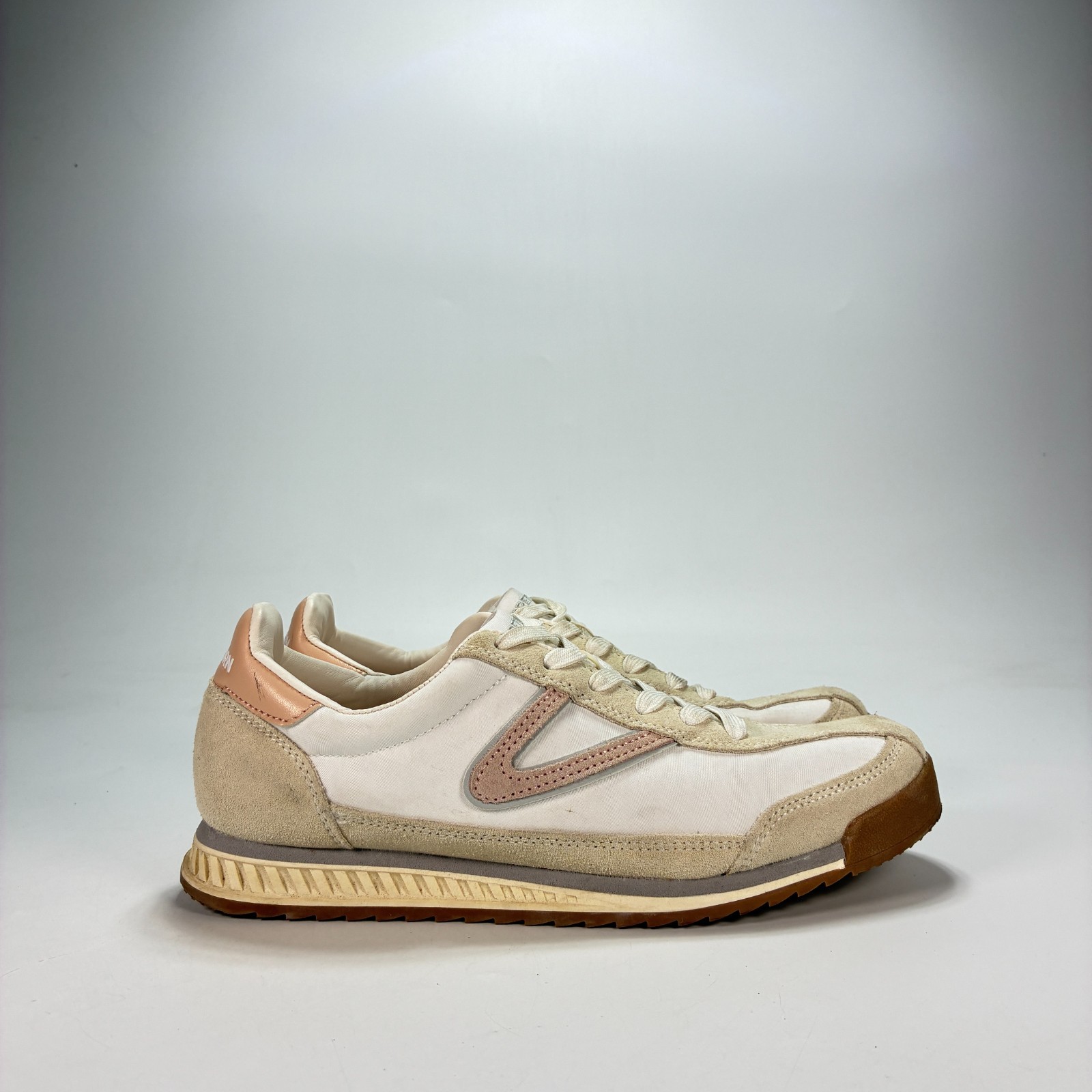 Tretorn Hailey White Beige Leather Jogger Sneakers 1880382 Women’s Size 7.5M