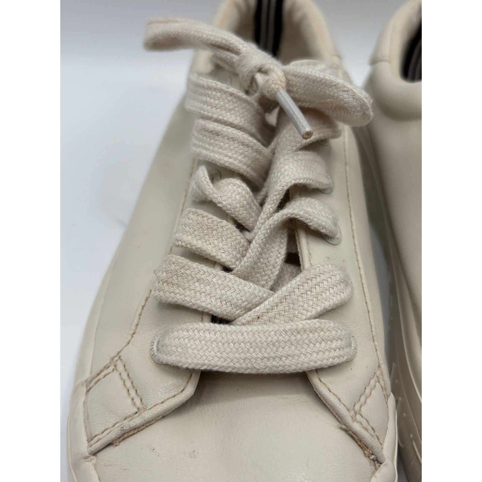 Nautica Women’s White Platform Sneakers Casual Shoes Low Top Faux Leather