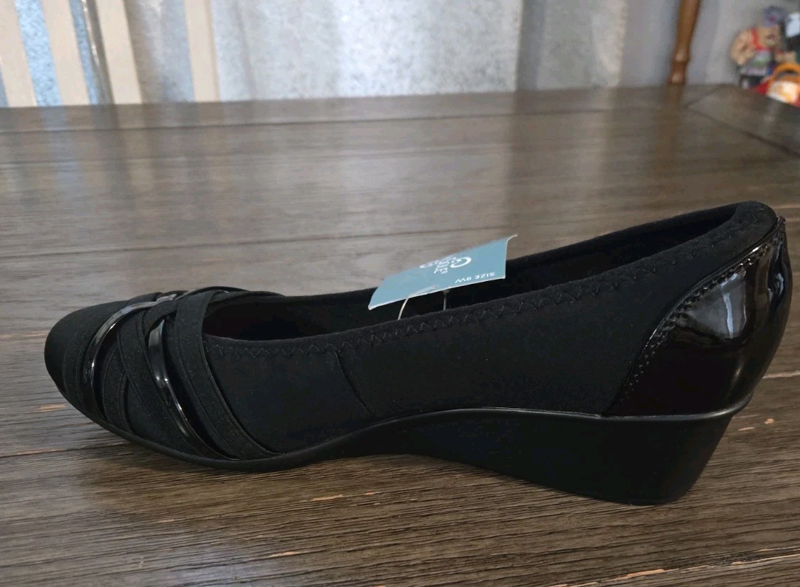 New Cliffs by White Mountain Bowie Wedge Women’s Shoes Wide Width Multi-Size