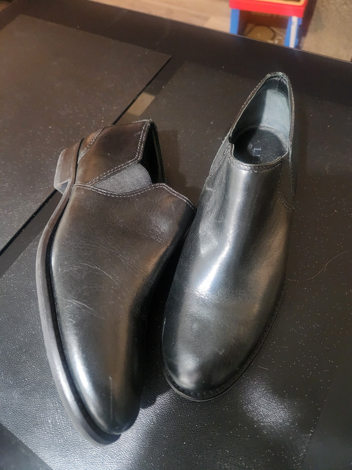 Women’s Leather L.L. BEAN shoes sz 8.5