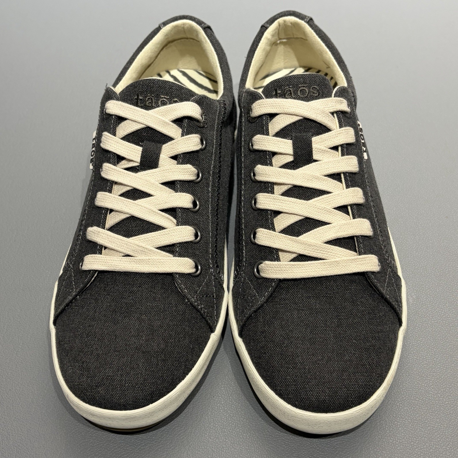 Taos Star Sneakers Women’s 9 Charcoal Wash Canvas Lace Up Shoes Arch Support EUC