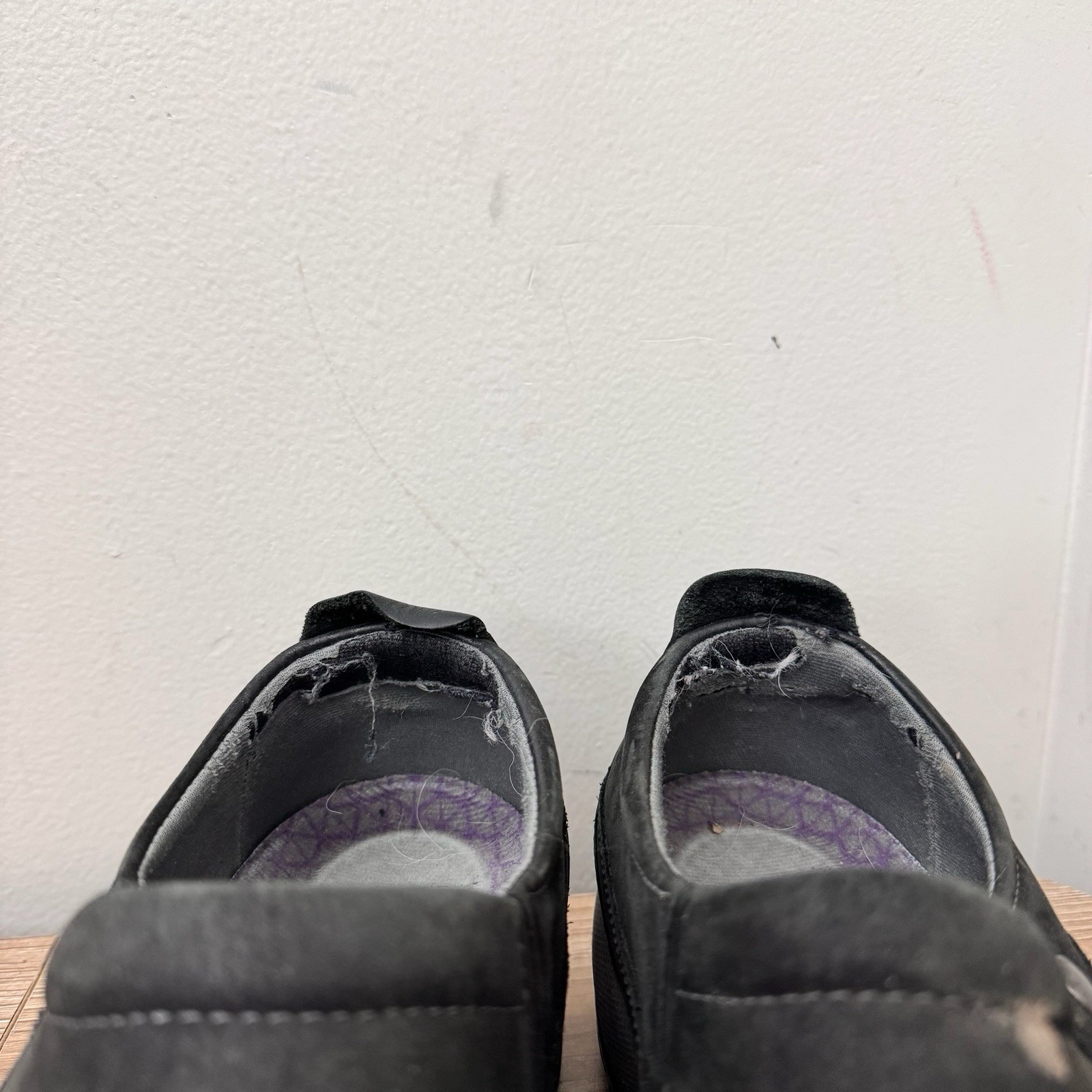 Dansko Patti Black Leather Slip On Clogs Women’s Size 9
