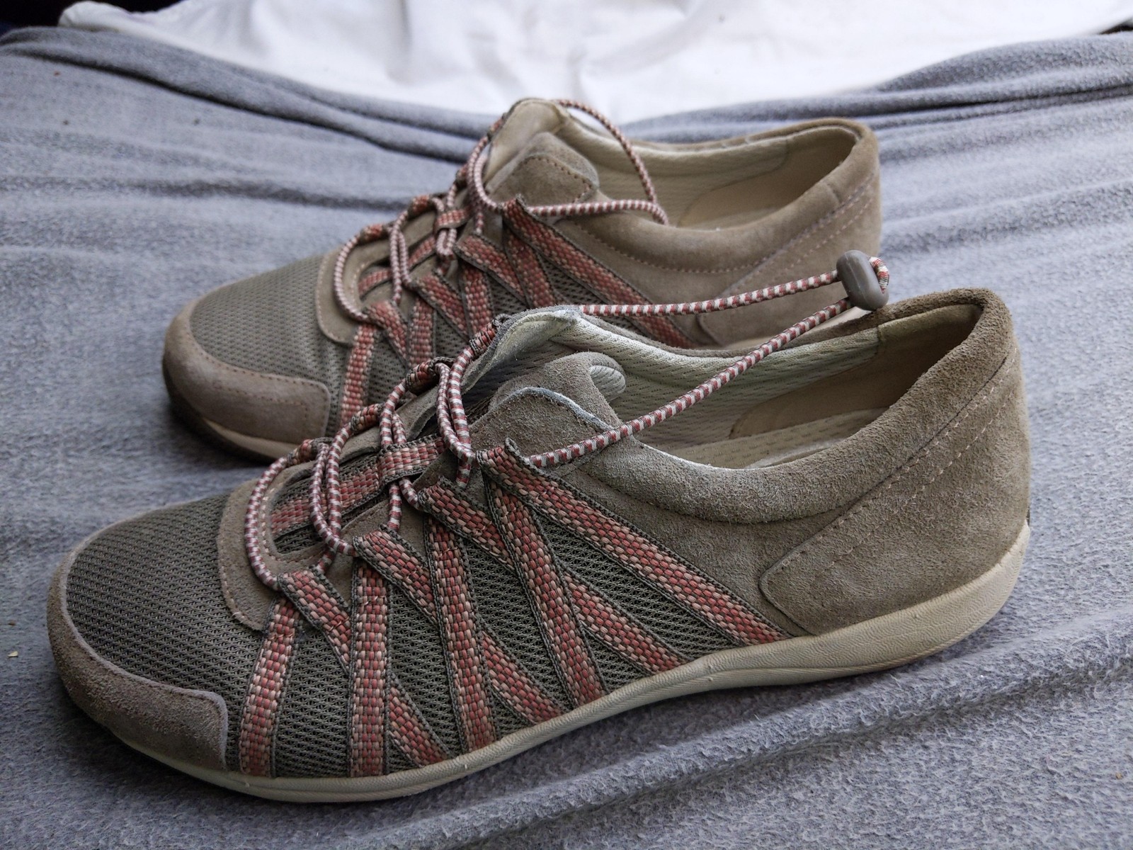 Dansko Shoes Womens 8.5 39 Beige Leather Mesh Drawstring Comfort Sneakers