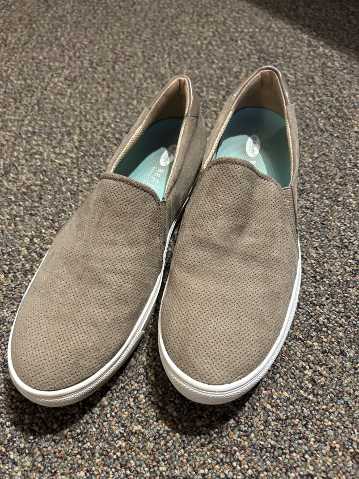 womens size 9 dr scholls nova sneaker in woodsmoke
