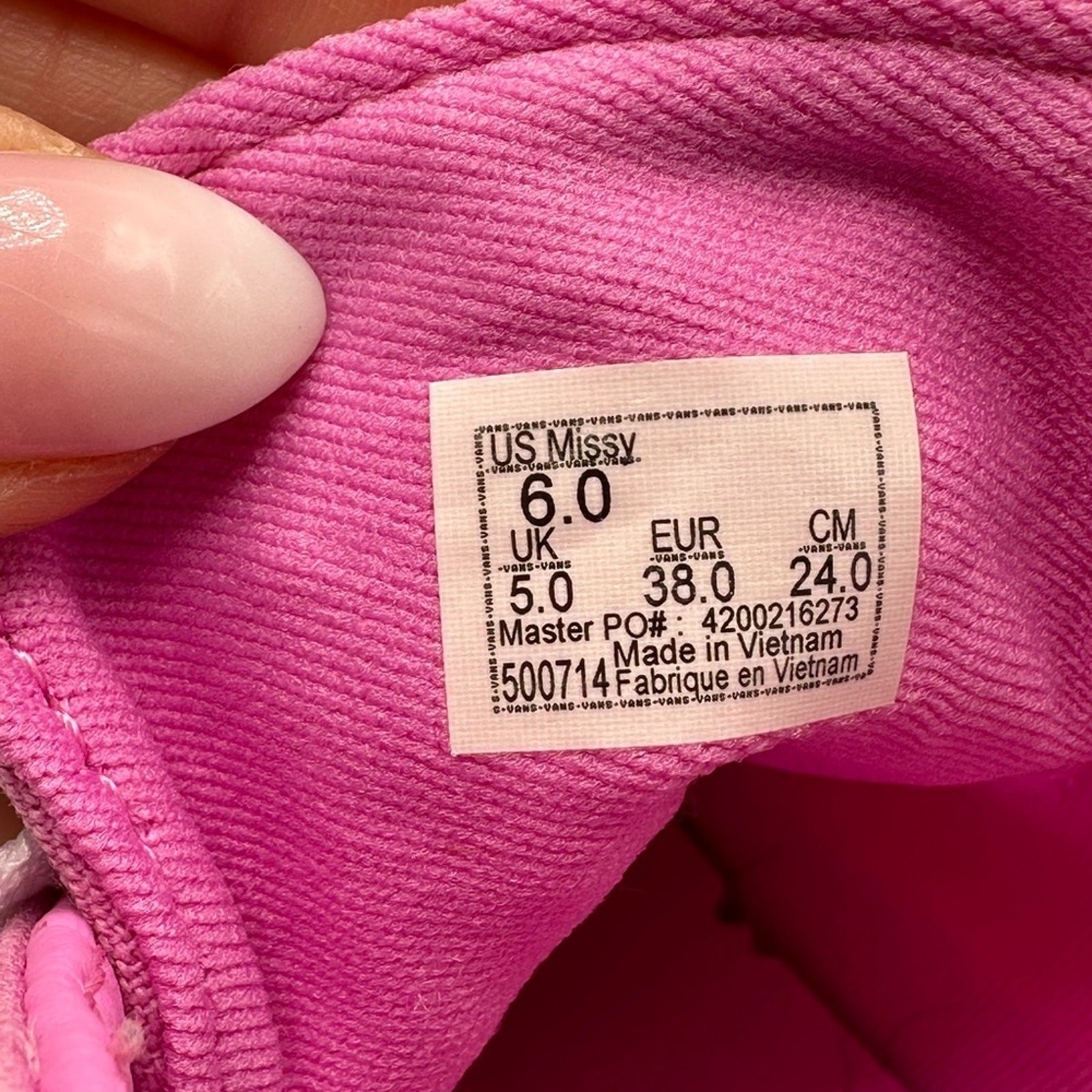 VANS Ward Pink Daisy Sneakers, Size 6 EUC
