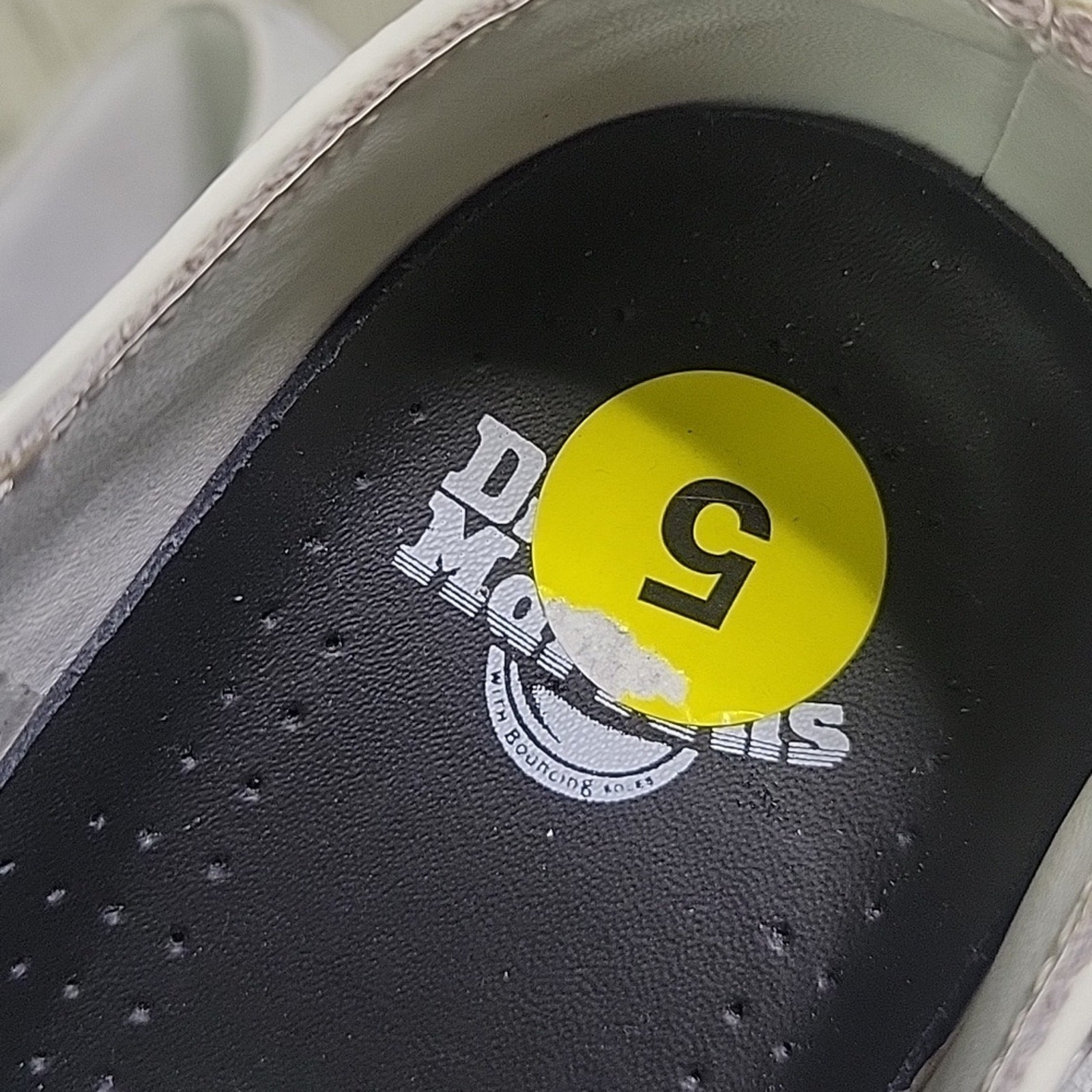 Dr. Martens 1461 Bow Lace Up Oxford White Leather Shoes Womens Size 5 NEW