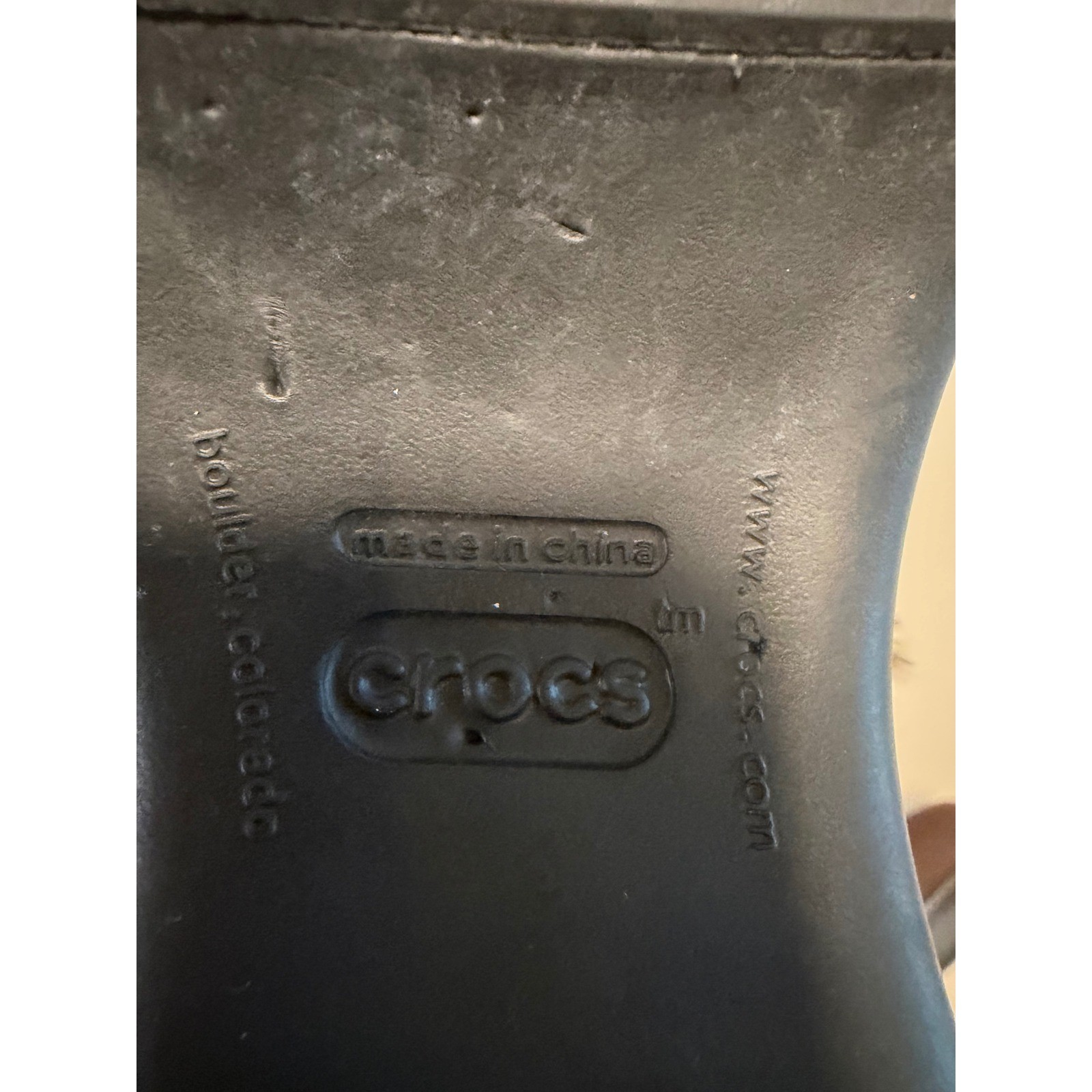 Crocs Gretel Chocolate Brown Suede Faux Fur Lined Clog Mules Womens 6 11602