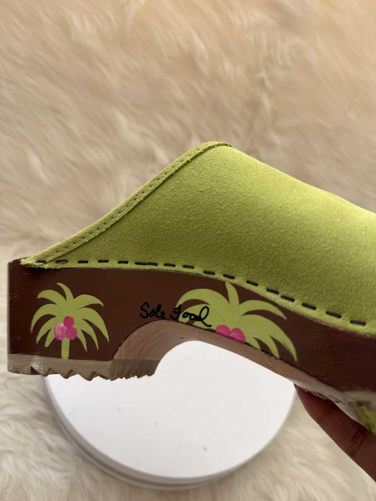 Woman’s Y2K Swedish Style Leather Hand Painted Palm Tree Clogs Size 9-9.5