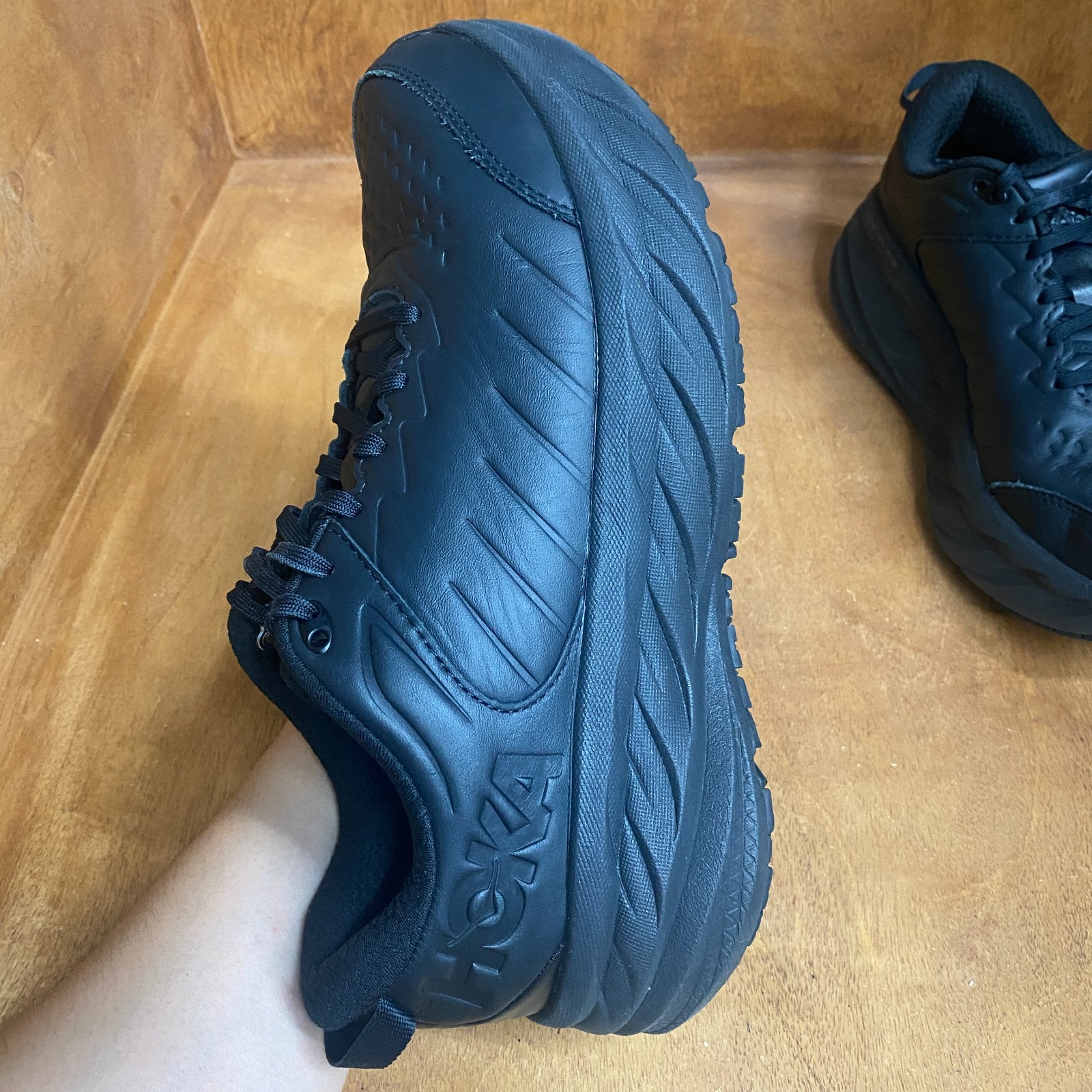 Hoka One One Bondi SR Shoes Womens Size 11 Black Oil Slip Resistant 1110521 BBLC